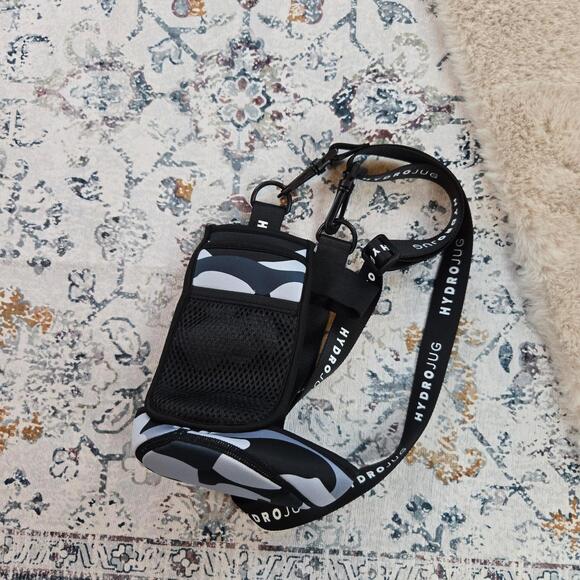 HydroJug Other - Hydrojug Sleeve Camo Carrier